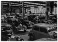 Abb. 30. Blick in eine der Fertigmontage-Hallen im Werk Untertrkheim der heutigen Daimler-Benz Aktiengesellschaft